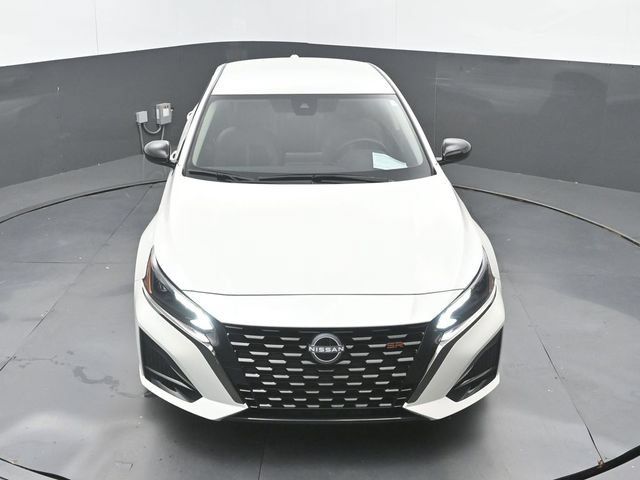 Used 2025 Nissan Altima 2.5 SR AWD/4WD image 28