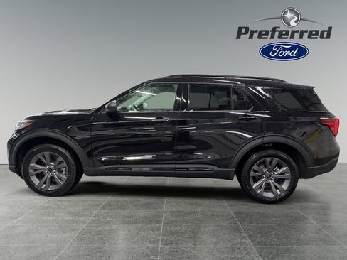 Used 2026 Ford Explorer Active w/ Active Comfort Package AWD/4WD image 9