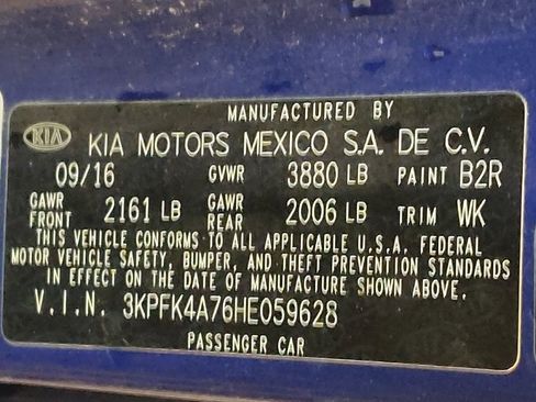 Used 2017 Kia Forte LX FWD image 33