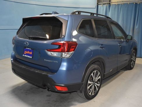 Used 2023 Subaru Forester Limited image 27