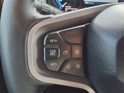 Used 2023 Ford Bronco Outer Banks image 13