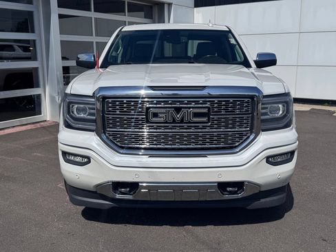 Used 2016 GMC Sierra 1500 Denali w/ Denali Ultimate Package AWD/4WD image 8