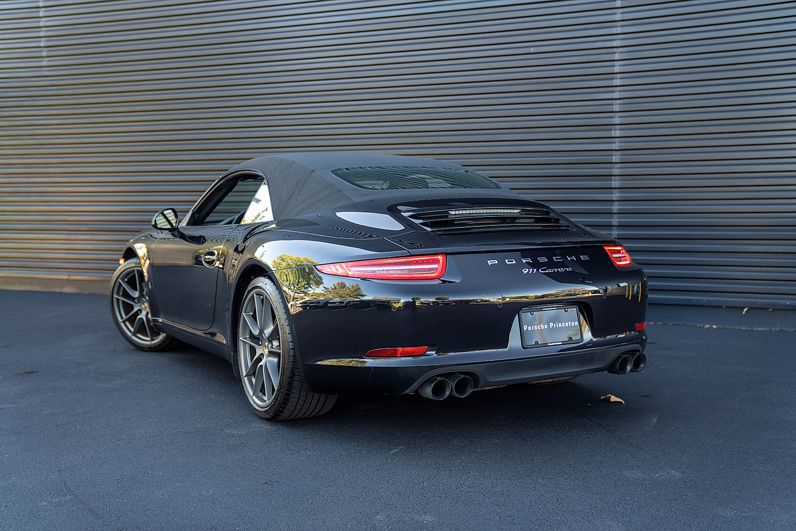 Used 2012 Porsche 911 Carrera RWD image 3