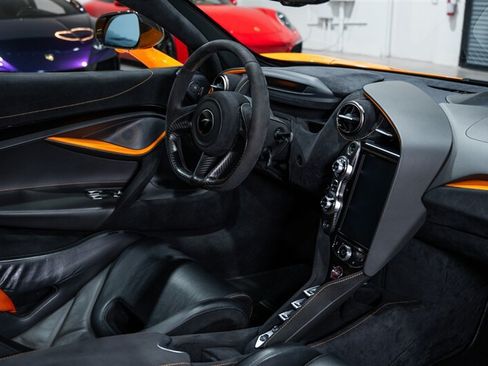 Used 2019 McLaren 720S Performance RWD image 47