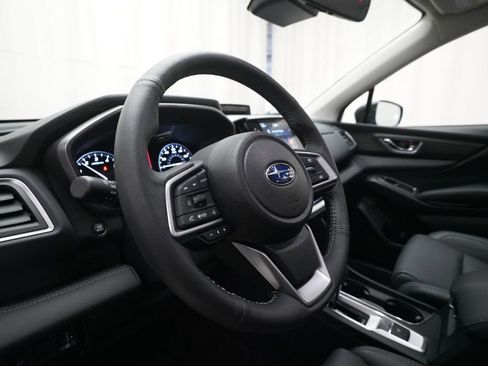 Used 2025 Subaru Ascent Limited image 8