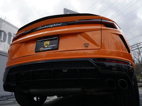 Used 2022 Lamborghini Urus AWD/4WD image 90