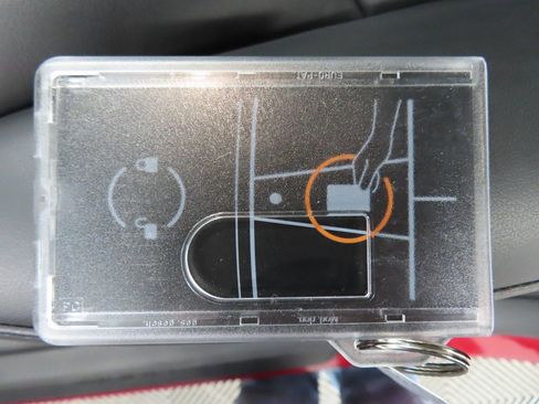 Used 2024 Tesla Model Y Long Range image 49