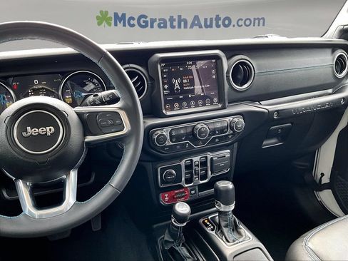 Used 2023 Jeep Wrangler Unlimited Rubicon 4xe w/ Cold Weather Group AWD/4WD image 11