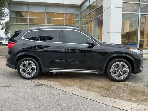 Certified 2025 BMW X1 xDrive28i w/ Convenience Package AWD/4WD image 9