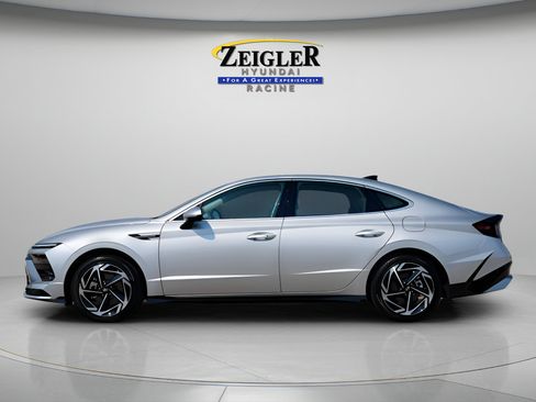 Certified 2026 Hyundai Sonata SEL FWD image 4