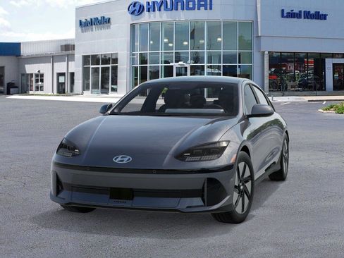 New 2025 Hyundai Ioniq 6 SE image 6