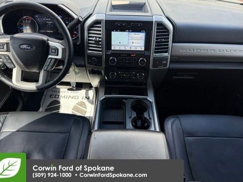 Used 2017 Ford F250 Lariat w/ Lariat Value Package AWD/4WD image 14