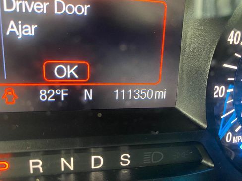 Used 2016 Ford Fusion SE FWD image 31