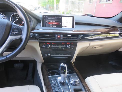 Used 2017 BMW X5 xDrive35i AWD/4WD image 16