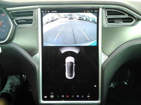 Used 2015 Tesla Model S P85D image 8