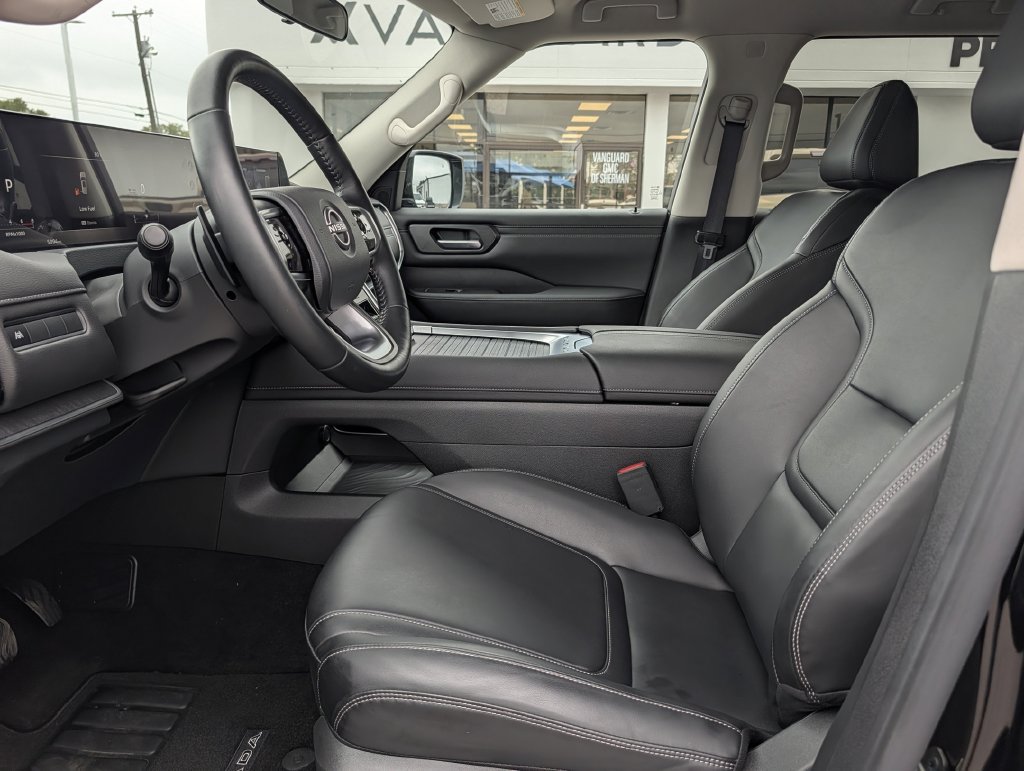 Used 2026 Nissan Armada SV RWD image 24