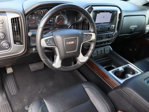 Used 2018 GMC Sierra 1500 SLT w/ SLT Premium Package image 11