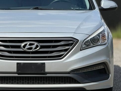 Used 2016 Hyundai Sonata Sport w/ Option Group 03 FWD image 12