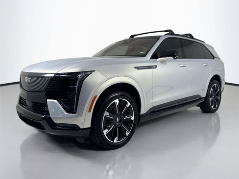 Used 2025 Cadillac Escalade IQ Sport 2 w/ LPO, Floor Liner Package AWD/4WD image 10