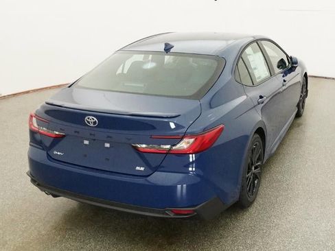 New 2026 Toyota Camry SE FWD image 8