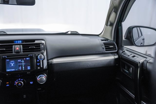 Used 2016 Toyota 4Runner Trail AWD/4WD image 5