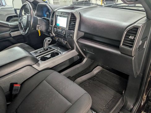 Used 2018 Ford F150 XLT w/ Equipment Group 301A Mid AWD/4WD image 19