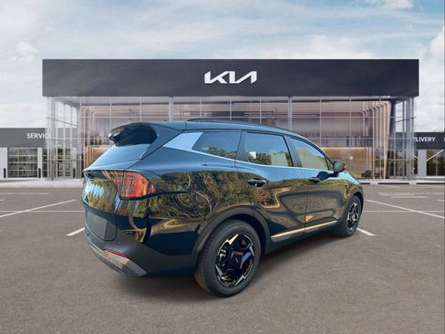 New 2026 Kia Sportage EX image 8