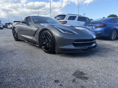 Used 2016 Chevrolet Corvette Stingray Coupe RWD image 4