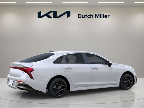 Used 2025 Kia K5 LXS FWD image 6