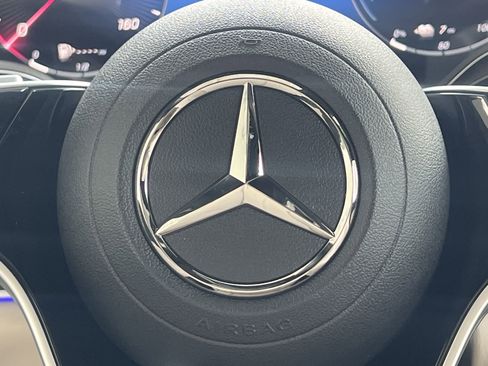 Certified 2025 Mercedes-Benz GLE 450e 4MATIC image 38