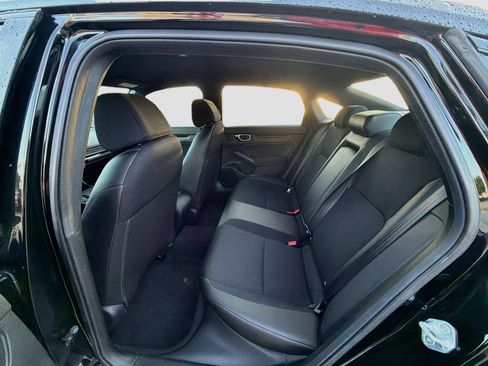 Used 2025 Honda Civic Sport image 22