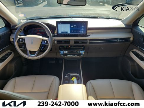 Used 2024 Lincoln Corsair FWD image 15