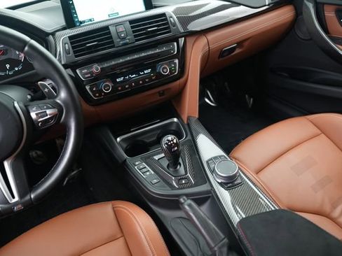 Used 2017 BMW M3 RWD image 33