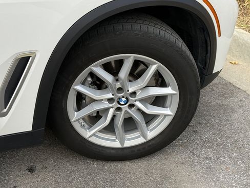 Certified 2023 BMW X5 xDrive40i image 7