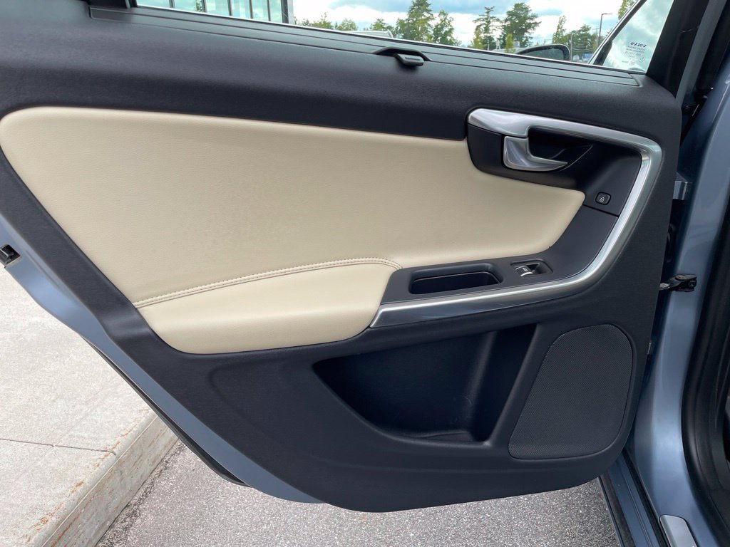 Used 2018 Volvo S60 T5 Inscription w/ Climate Package AWD/4WD image 12