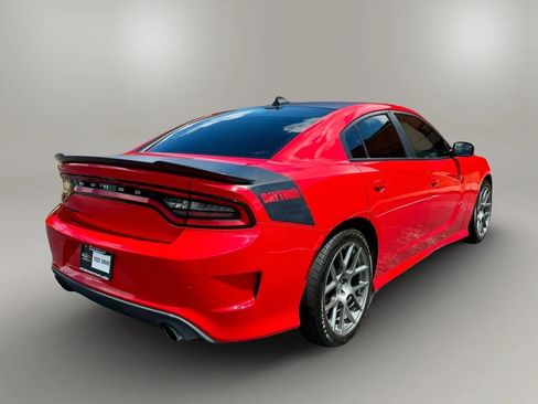 Used 2017 Dodge Charger R/T RWD image 5