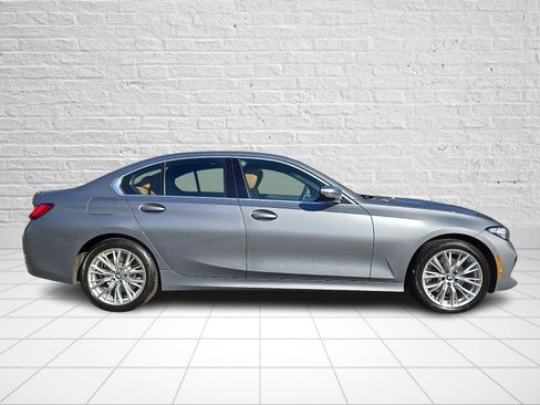 Used 2024 BMW 330i xDrive Sedan w/ Premium Package image 7