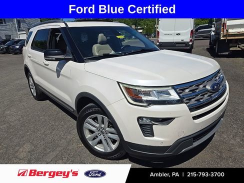 Used 2018 Ford Explorer XLT w/ Equipment Group 202A AWD/4WD image 1