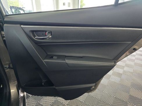 Used 2017 Toyota Corolla XLE w/ Carpet Mat Package (TMS) image 39