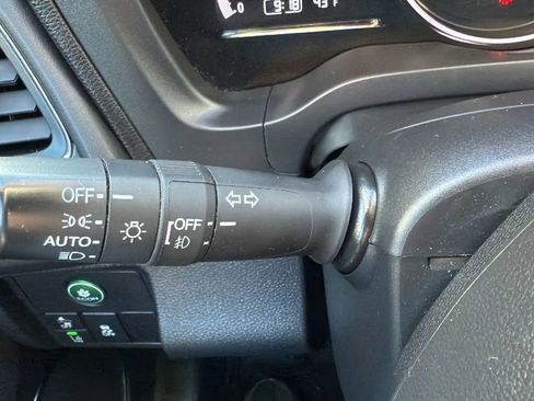 Used 2019 Honda HR-V EX-L image 14