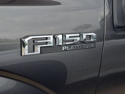 Used 2018 Ford F150 Platinum w/ Equipment Group 701A Luxury AWD/4WD image 4