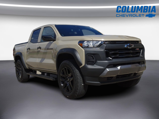Used 2023 Chevrolet Colorado Trail Boss w/ Advanced Trailering Package AWD/4WD image 1
