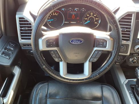 Used 2016 Ford F150 Lariat w/ Equipment Group 502A Luxury AWD/4WD image 7