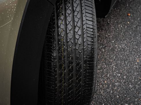 Used 2025 MAZDA CX-30 Carbon image 6