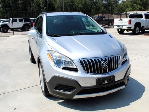 Used 2015 Buick Encore FWD image 4