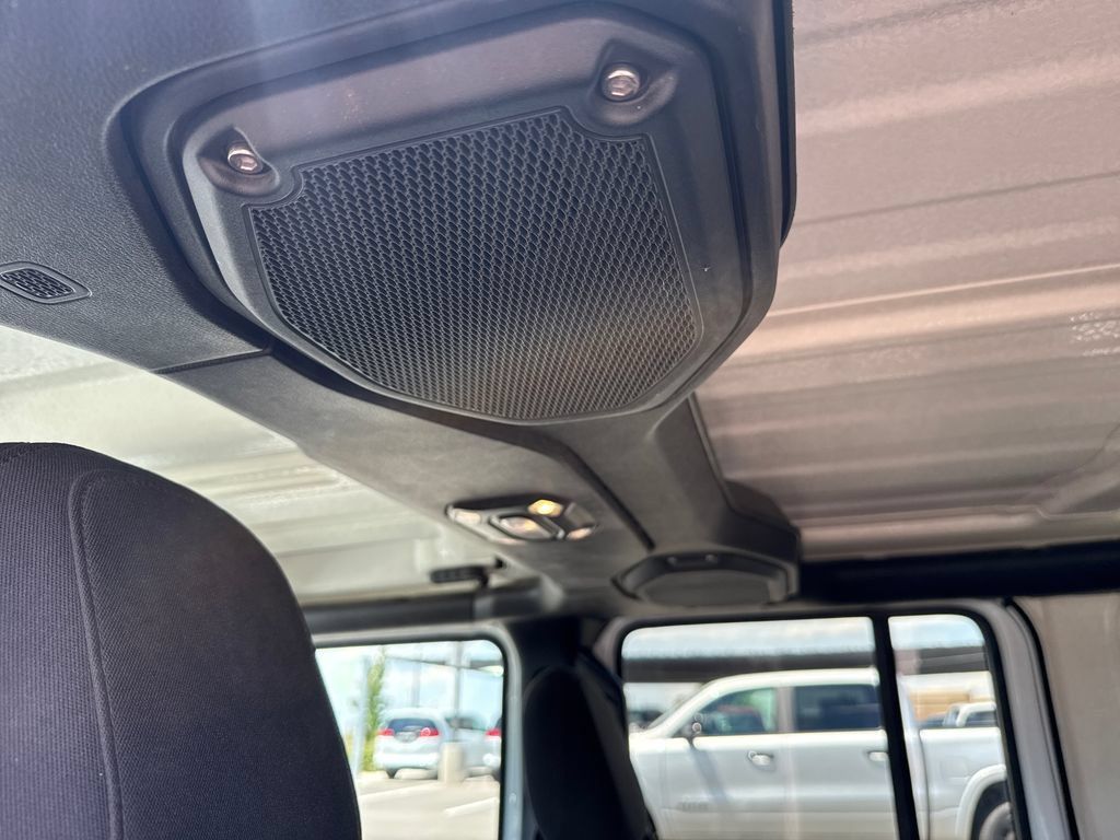 Used 2023 Jeep Wrangler Unlimited Sport AWD/4WD image 27