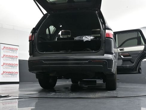 Used 2025 Toyota Sequoia Capstone image 52