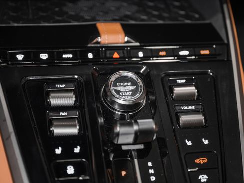 New 2026 Aston Martin DBX 707 AWD/4WD image 37