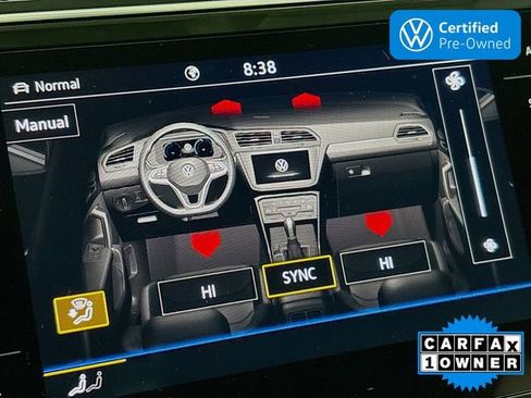 Used 2022 Volkswagen Tiguan SE image 35