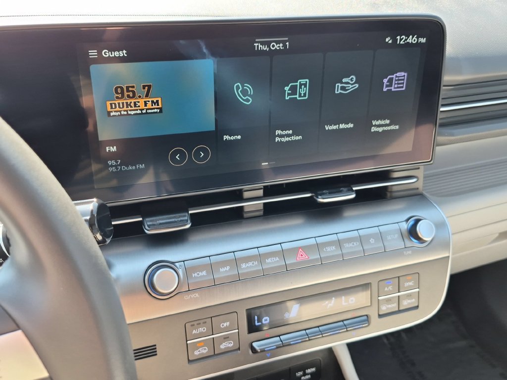 Used 2026 Hyundai Kona SEL Sport FWD image 17